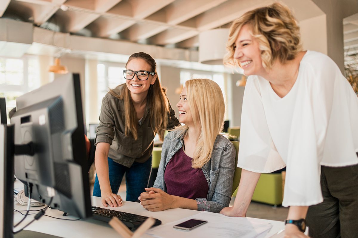 Top 5 Reasons to Choose an Agency Over AI for Content Creation